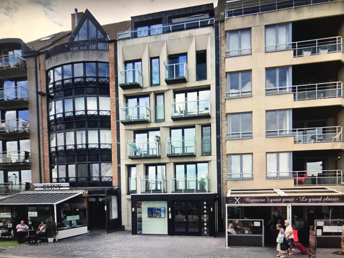 Appartement Cousteau - Terras, Zeezicht, Marina Ostend Exterior photo